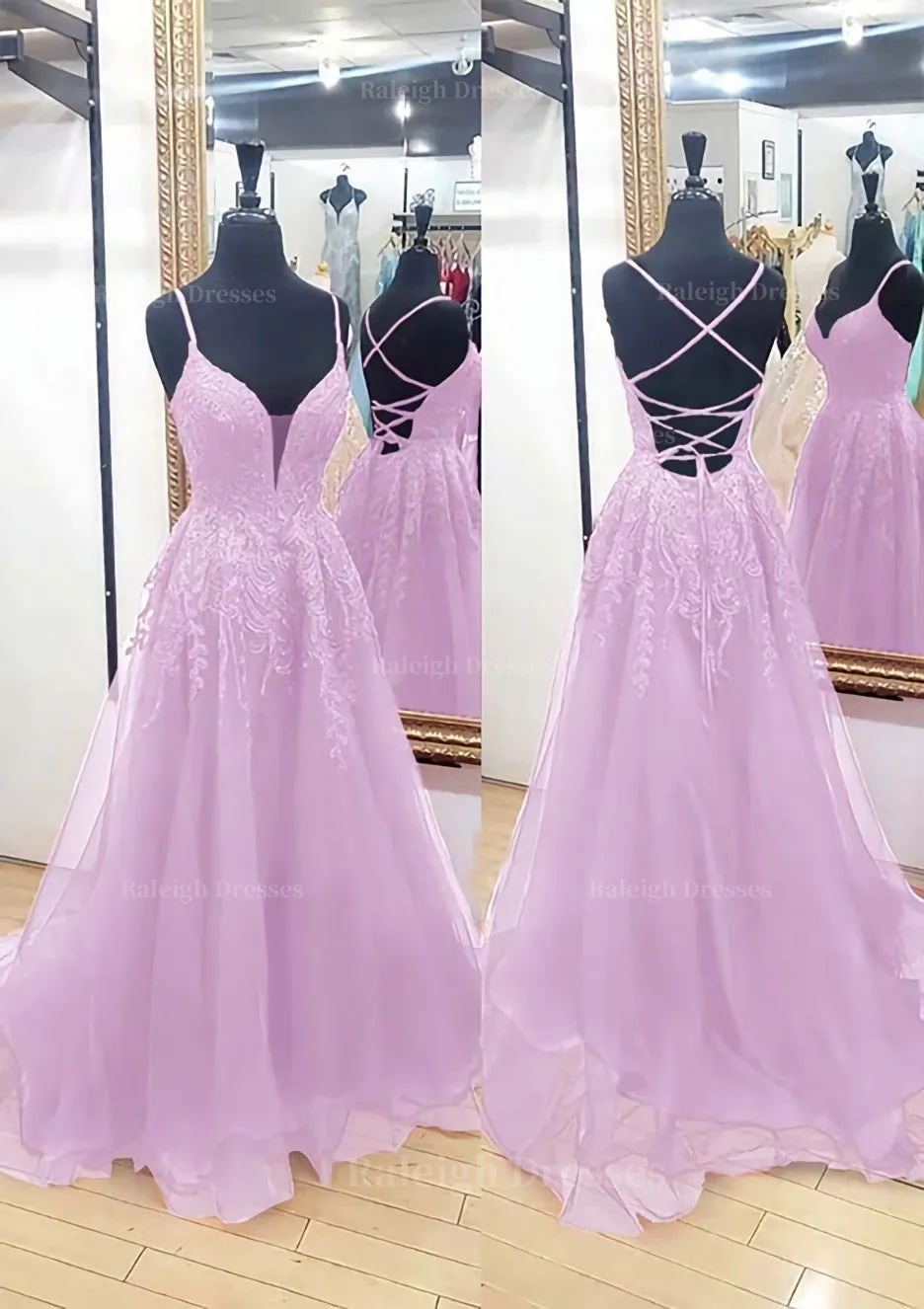 A-line V Neck Sleeveless Chapel Train Tulle Prom Dress With Appliqued Lace