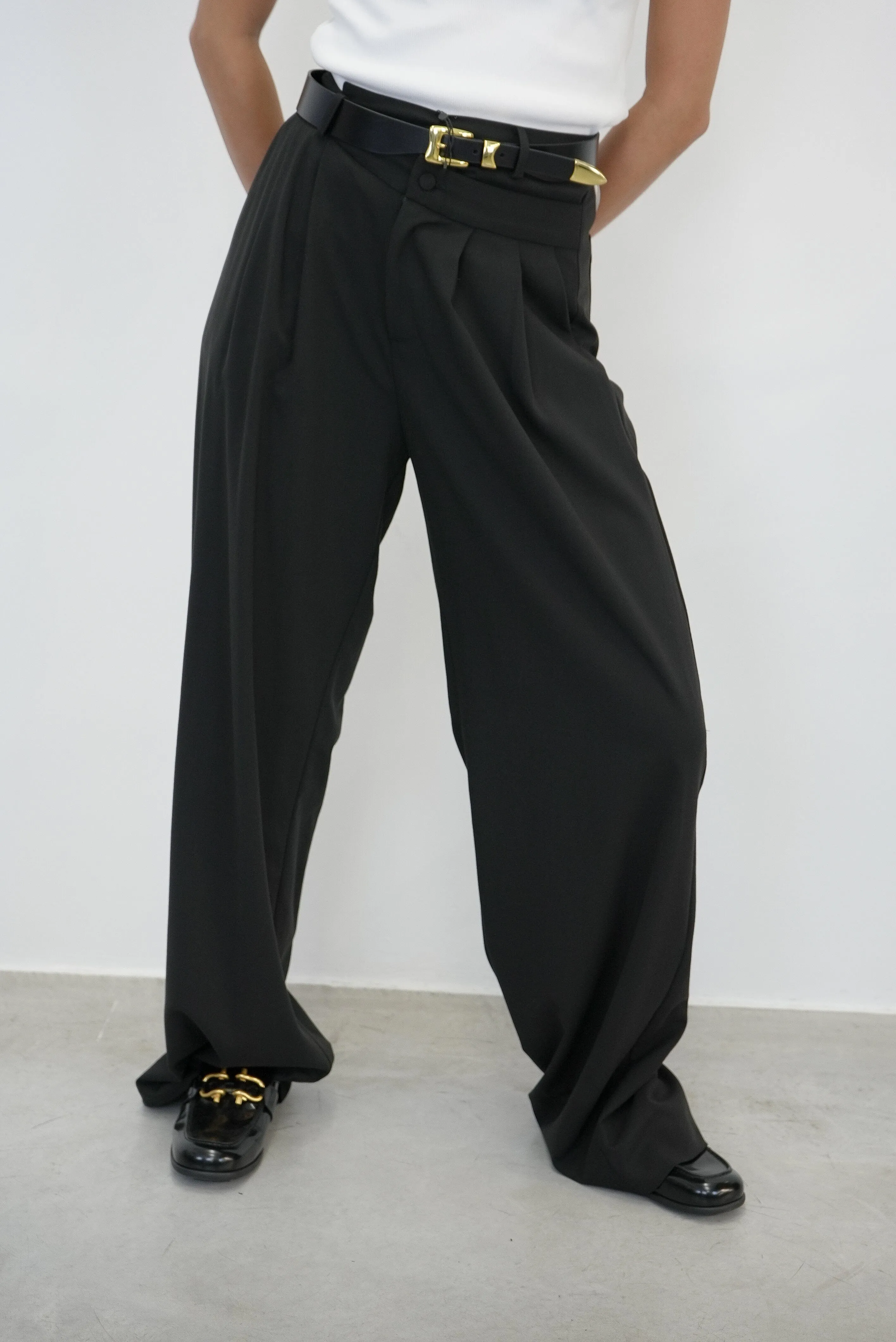 TITOU ASYMMETRIC WIDE LEG PANTS